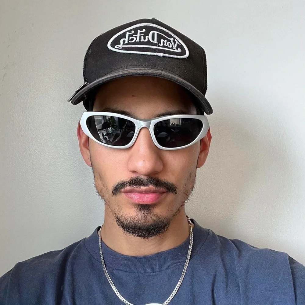 y2k 2000s vintage style chrome silver surfer sunglasses